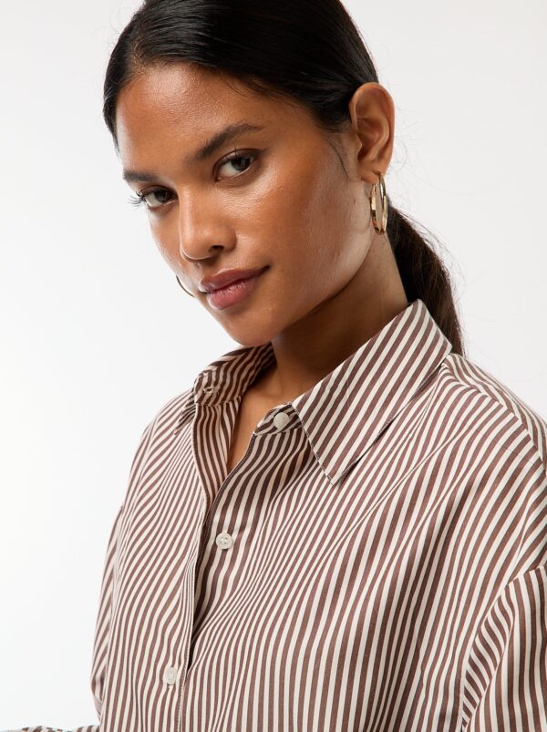 chemise-en-popeline-rayee-gris