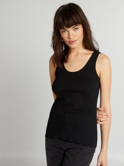 debardeur-sans-manches-noir