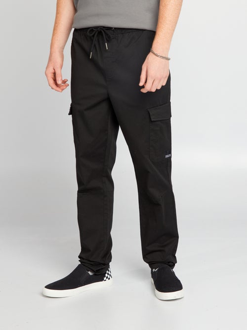 Jogpant avec poches a rabat noir