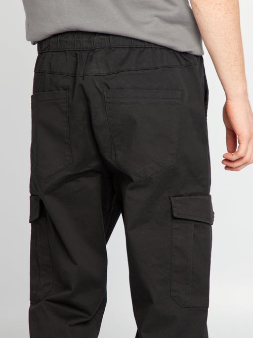 Jogpant avec poches a rabat noir