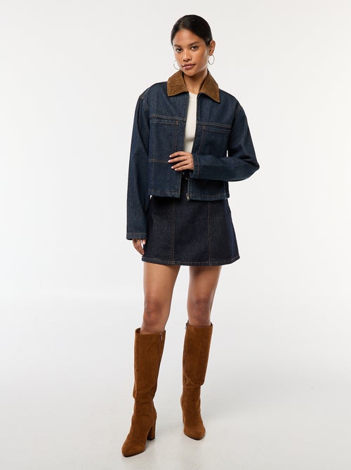 jupe-en-jean-avec-ceinture-a-boucle-bleu