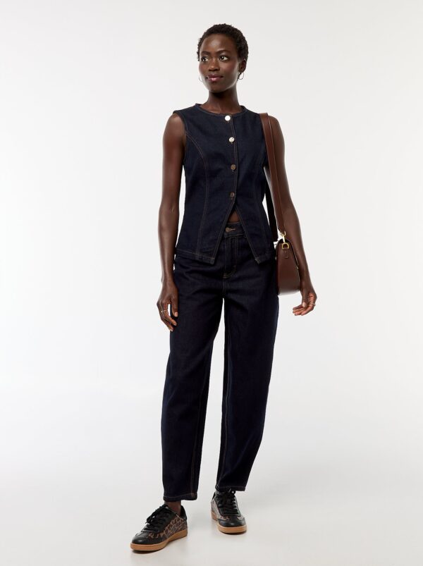 top-sans-manches-en-denim-bleu